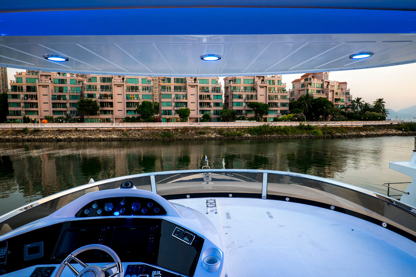 A Beginner’s Guide to Marine-Grade LED Lighting - K2 Lighting