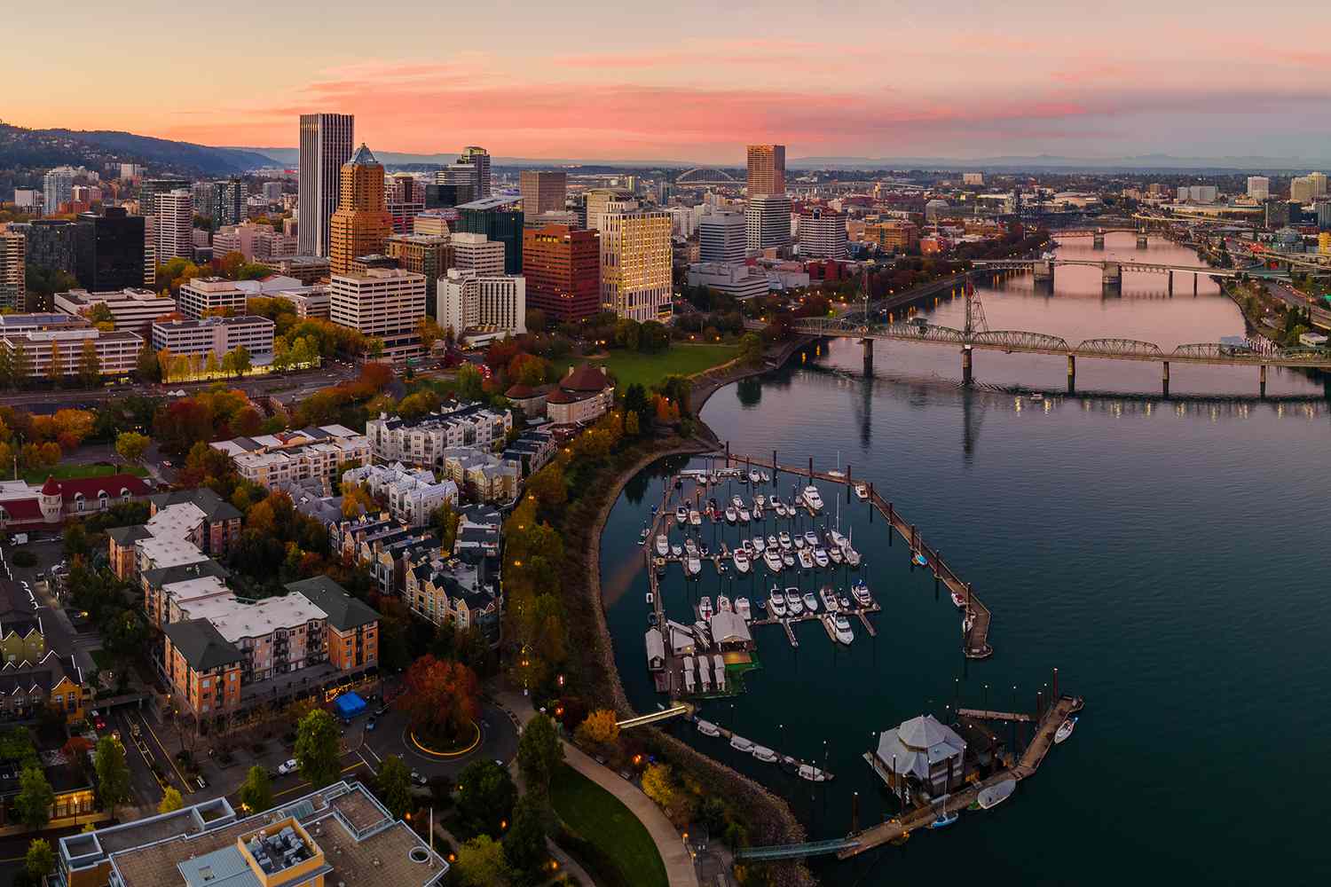 Lighting Up Portland's Waterways: The Benefits of Marine LED Lighting for Boaters and Waterfront Properties